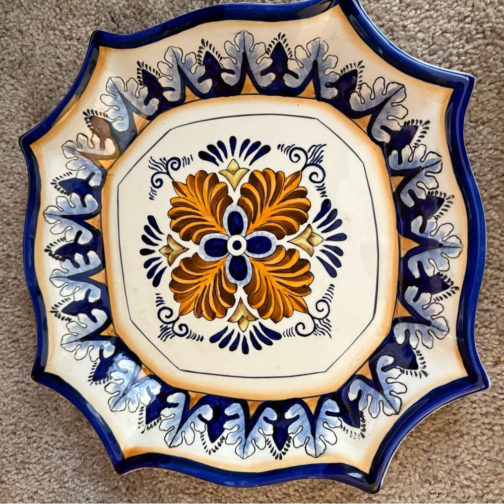I. Godinger and Co. decorative serving plate